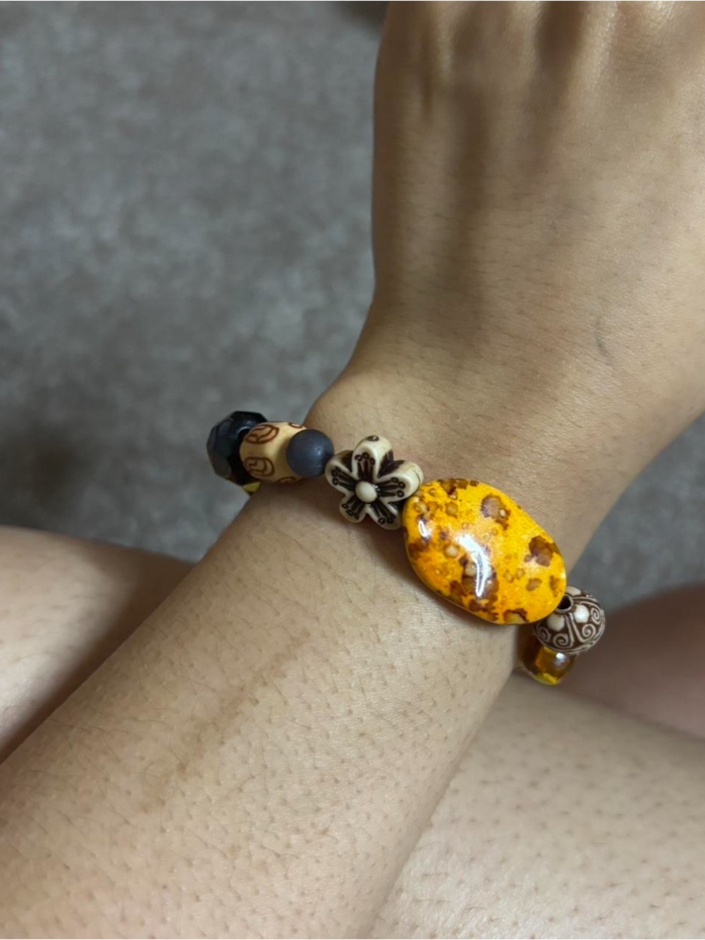 Yellow Bead Floral Accent Stretch Bracelet